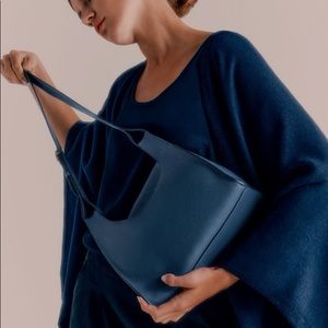 Cuyana Double Loop bag in Indigo